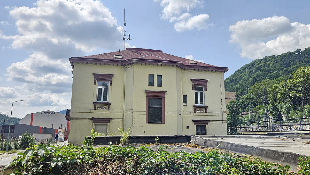 Prodej domu 800 m² s pozemkem 573 m² – fotografie 4