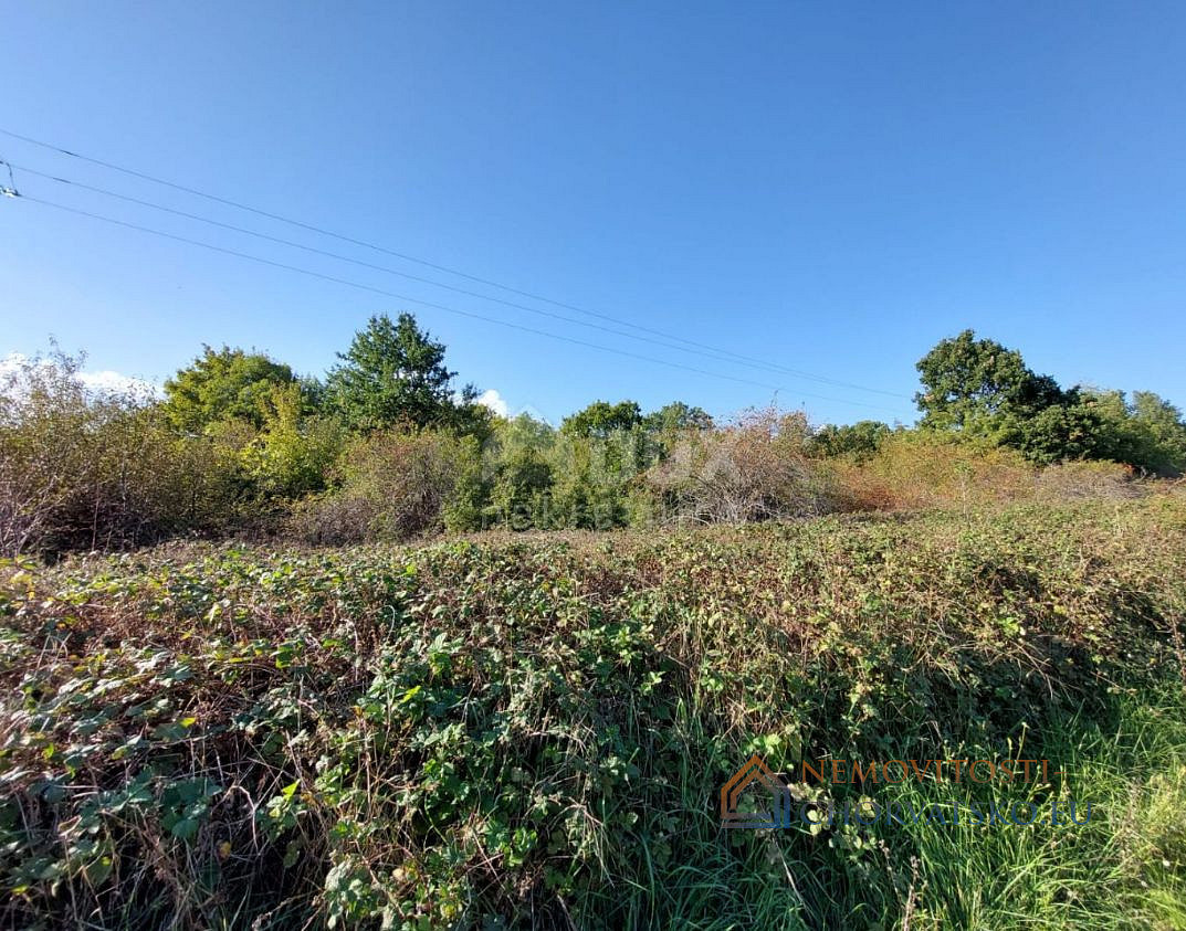 Prodej stavebního pozemku 4 590 m², Labin