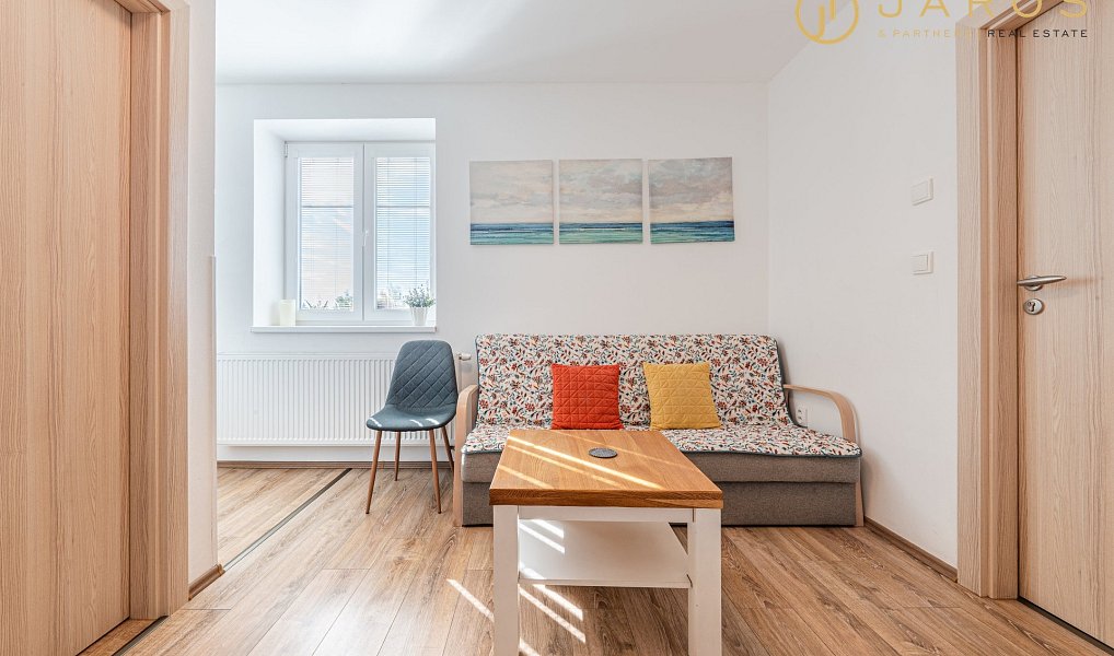 Prodej domu 338 m² s pozemkem 2 938 m², Hořičky – náhled fotky 6