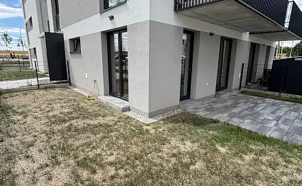 Pronájem bytu 1+kk 38 m²