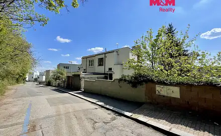 Prodej obchodních prostor 18 m², Praha 5 - Smíchov