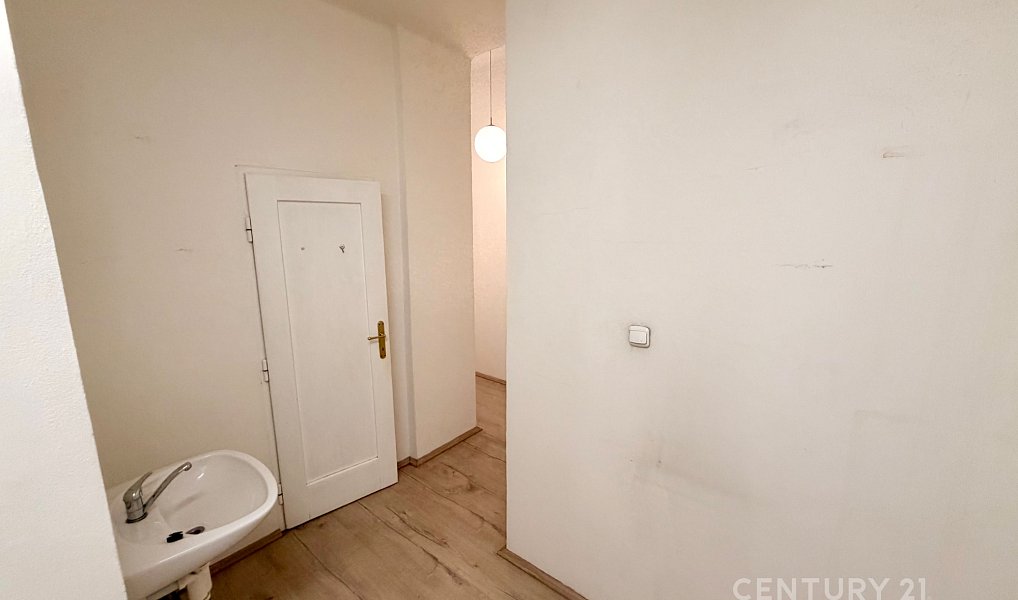 Pronájem skladovacích prostor 295 m², Praha – náhled fotky 8