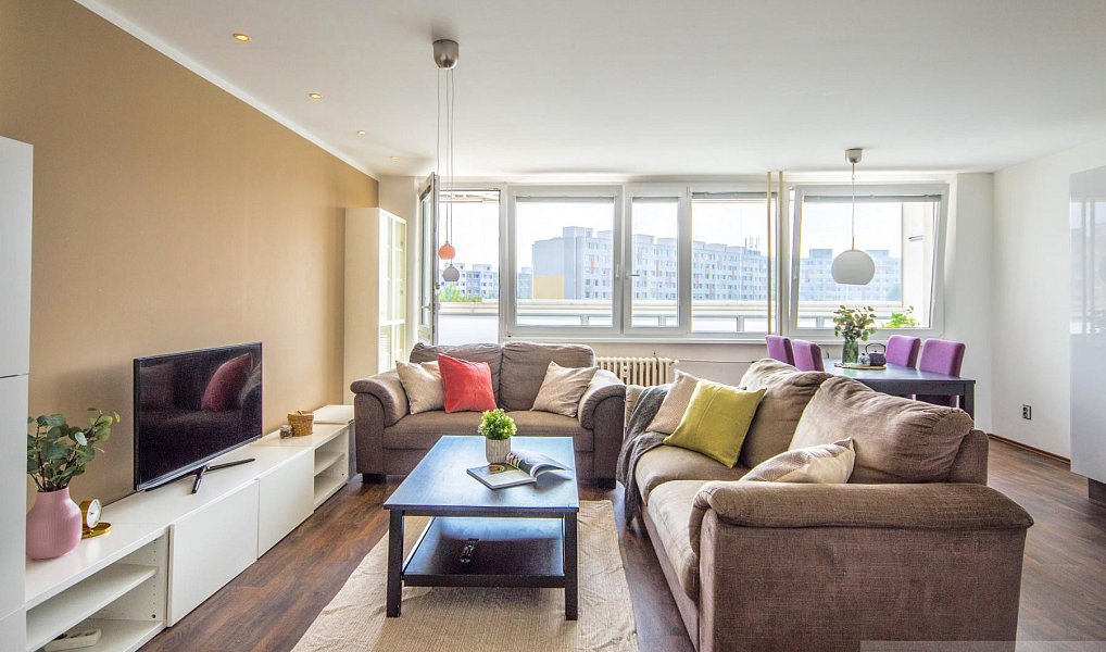 Pronájem bytu 3+kk 78 m², Praha – fotka 1 z 21