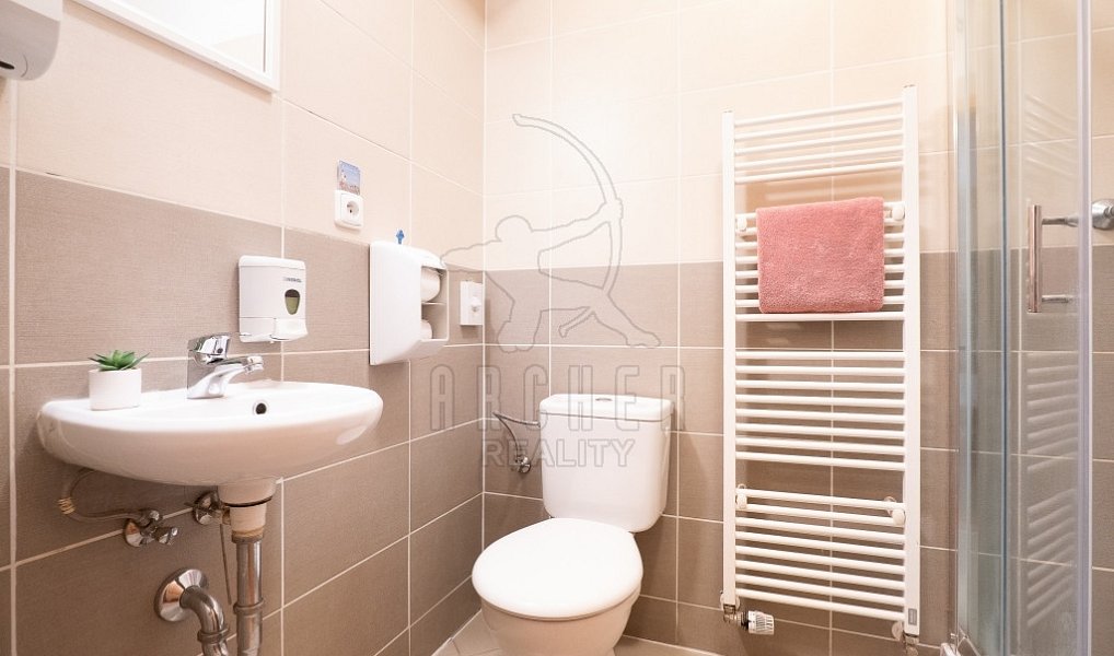 Prodej domu 130 m² s pozemkem 261 m², Jesenice – náhled fotky 14
