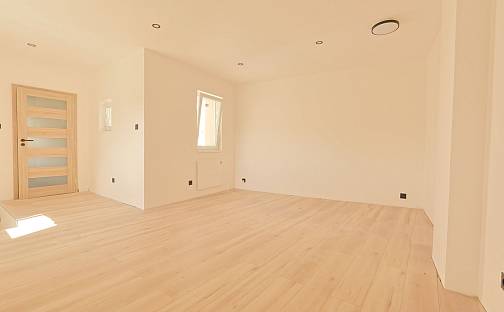 Pronájem bytu 2+kk 55 m², Nádražní, Jablonec nad Nisou