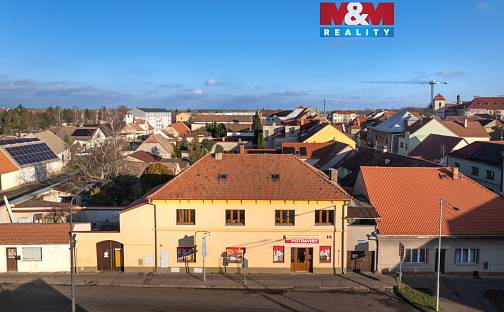 Prodej domu 106 m² s pozemkem 457 m², Náměstí svobody, Libochovice, okres Litoměřice