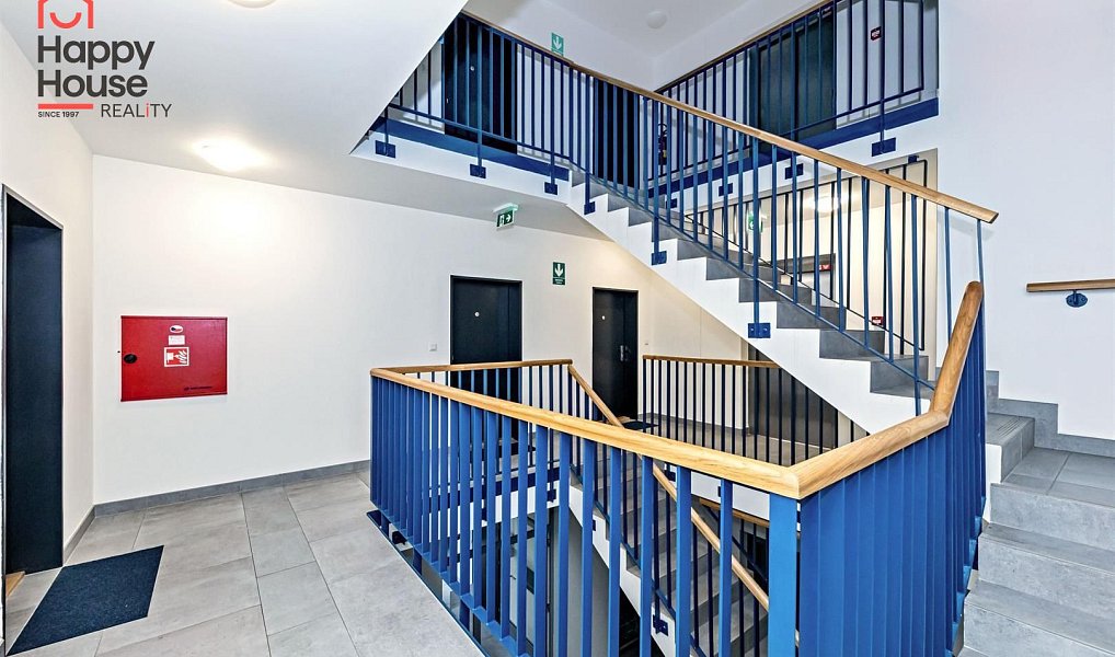 Pronájem bytu 2+kk 50 m², Praha – náhled fotky 15