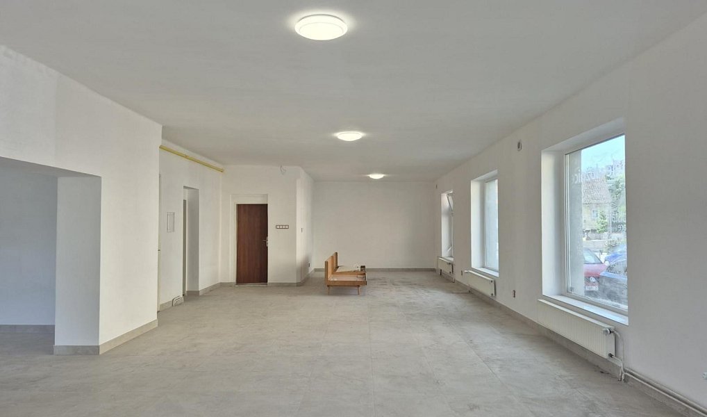 Pronájem obchodních prostor 300 m², Žatec – náhled fotky 6