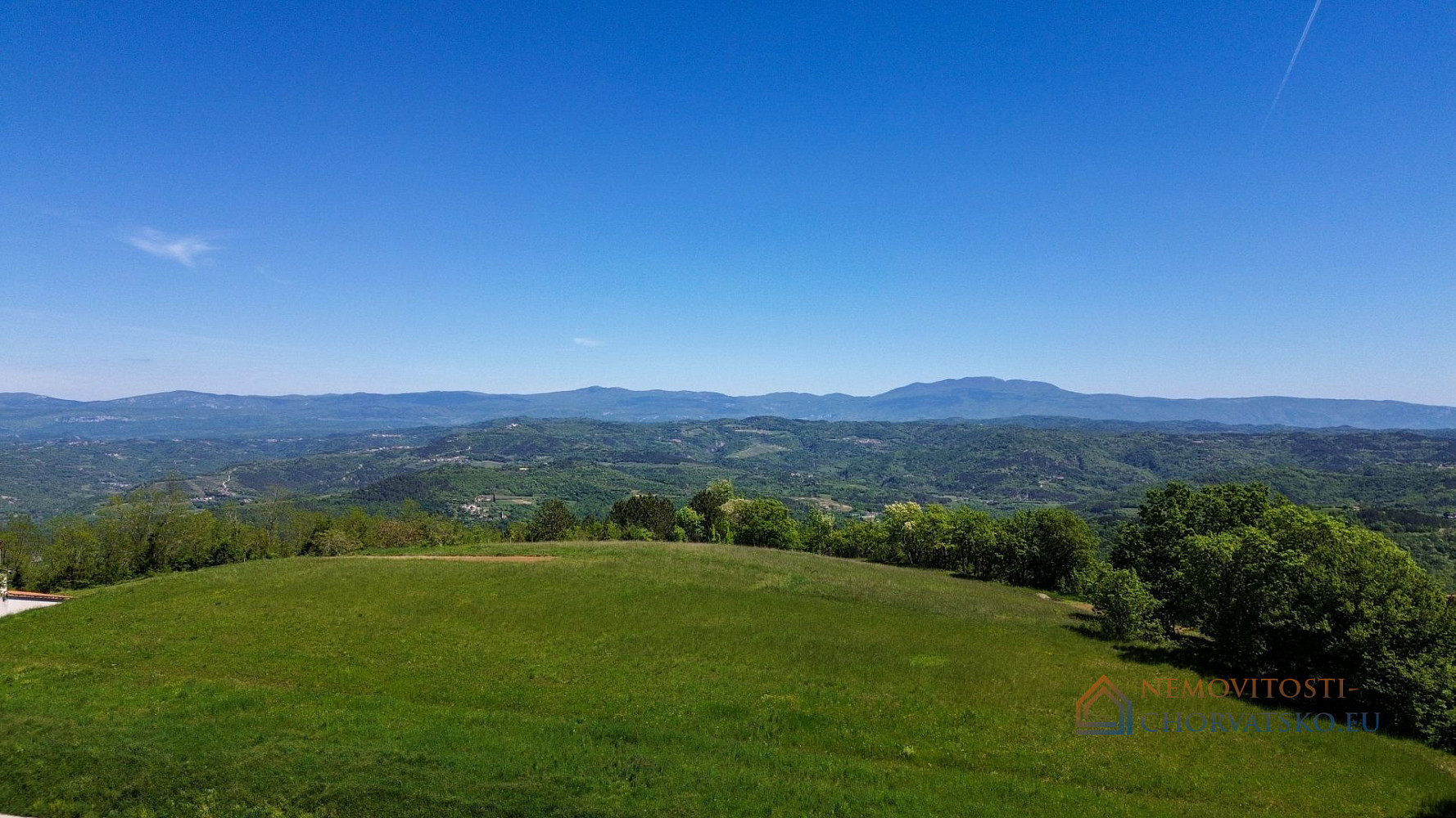Prodej stavebního pozemku 1 265 m² - Widok 3