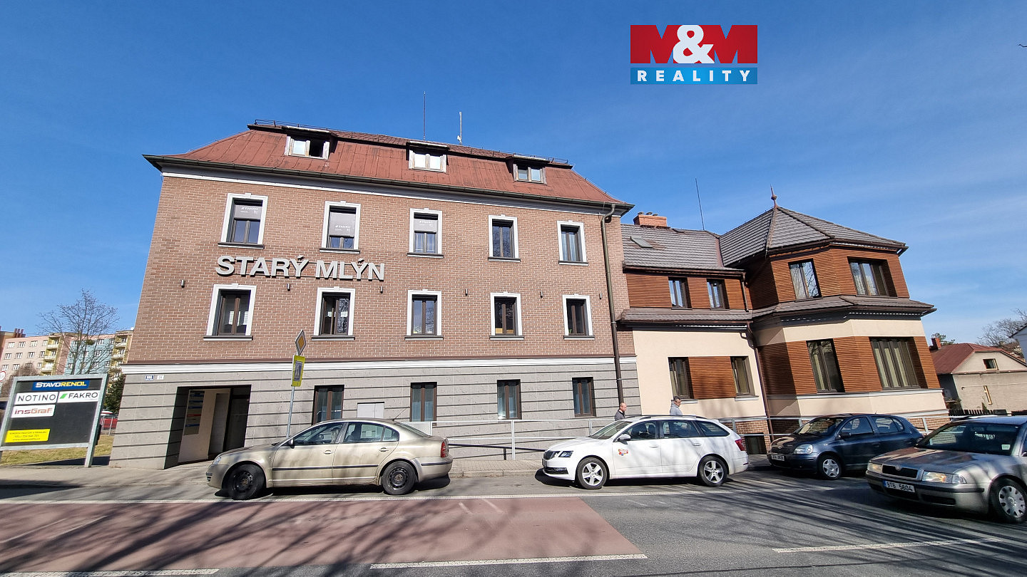 Pronájem obchodních prostor 230 m²