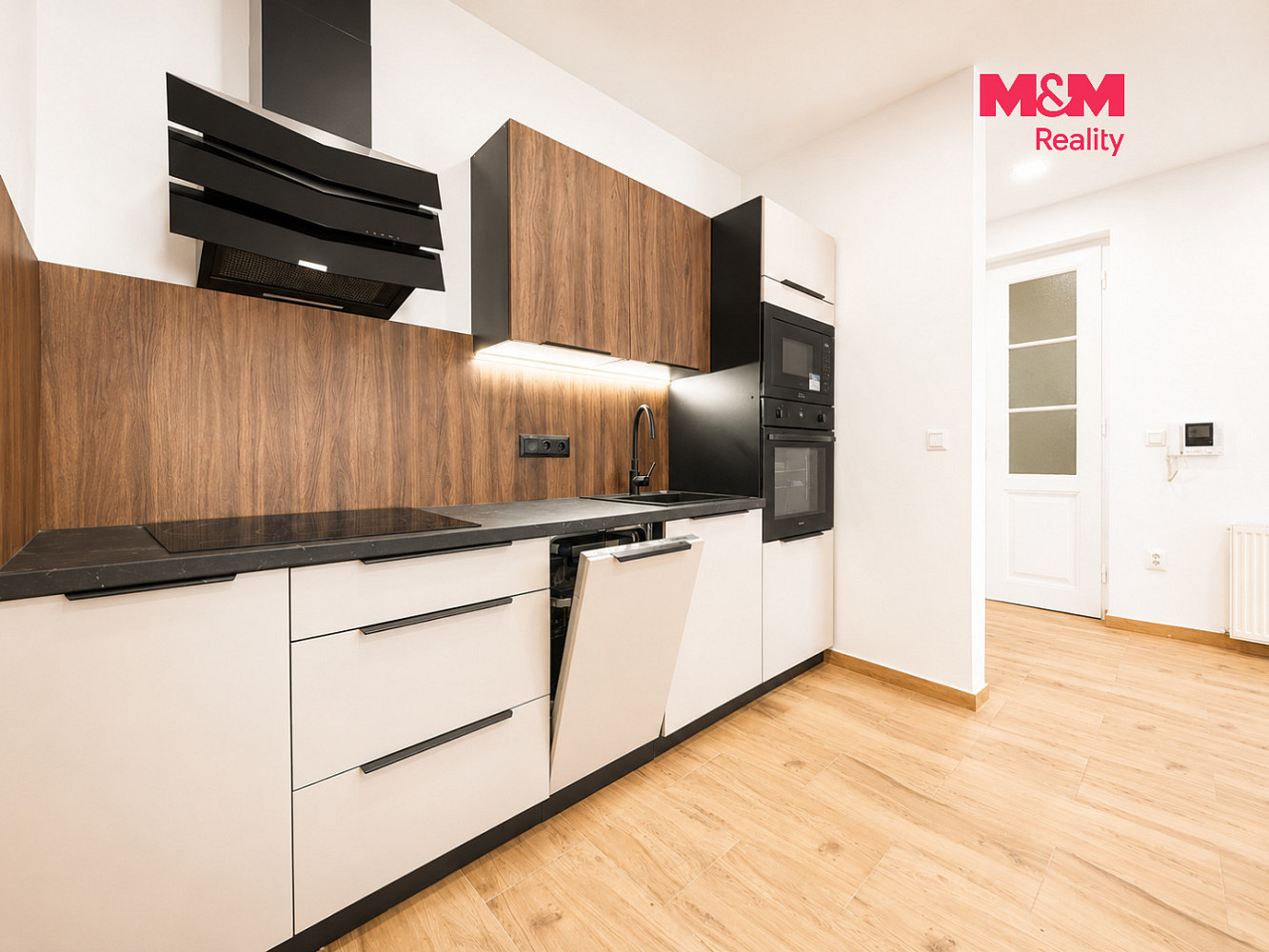 Pronájem bytu 3+1 120 m² — photo 3