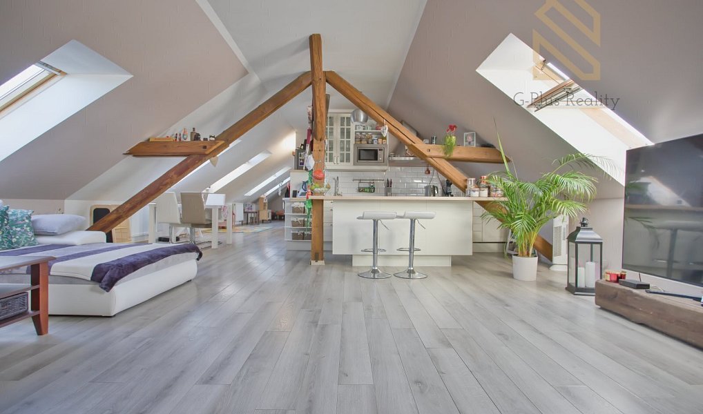 Prodej domu 244 m² s pozemkem 1 483 m², Hrobčice – náhled fotky 3
