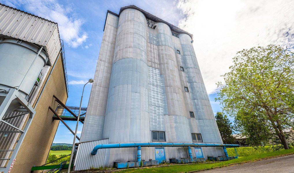 Prodej výrobních prostor 9 957 m², Kájov – náhled fotky 21