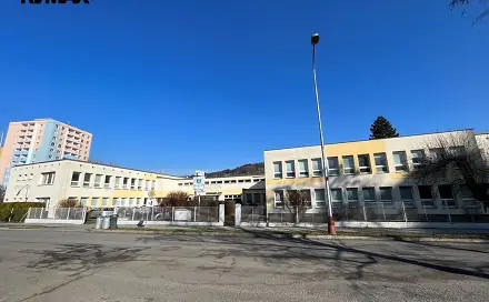 Pronájem kanceláře 179 m², Jiráskova, Vsetín