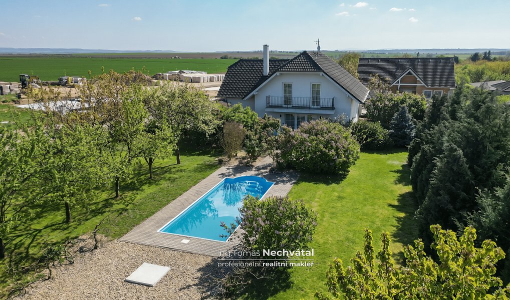 Prodej domu 135 m² s pozemkem 987 m², Těšetice – fotka 1 z 59
