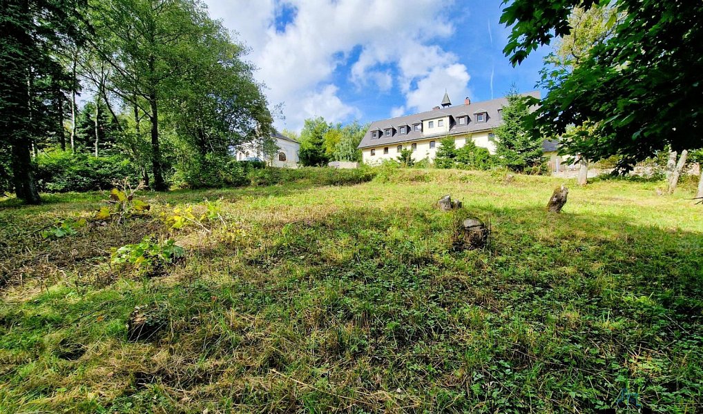 Prodej stavebního pozemku 926 m², Osek – fotka 1 z 29