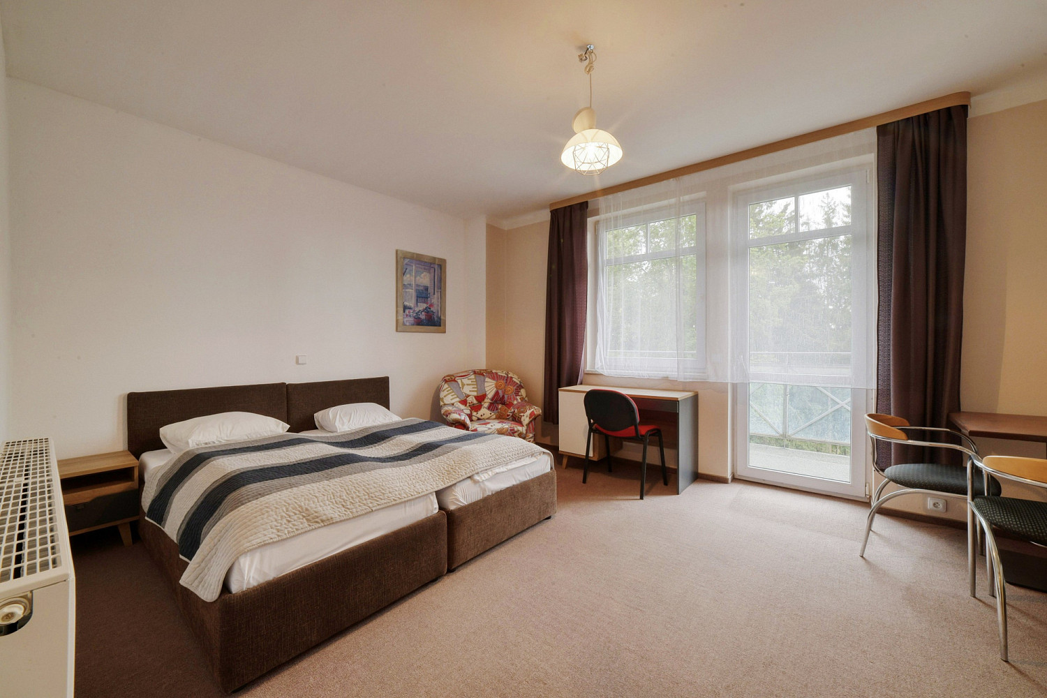 Prodej domu 899 m² s pozemkem 1 593 m² – fotografie 2
