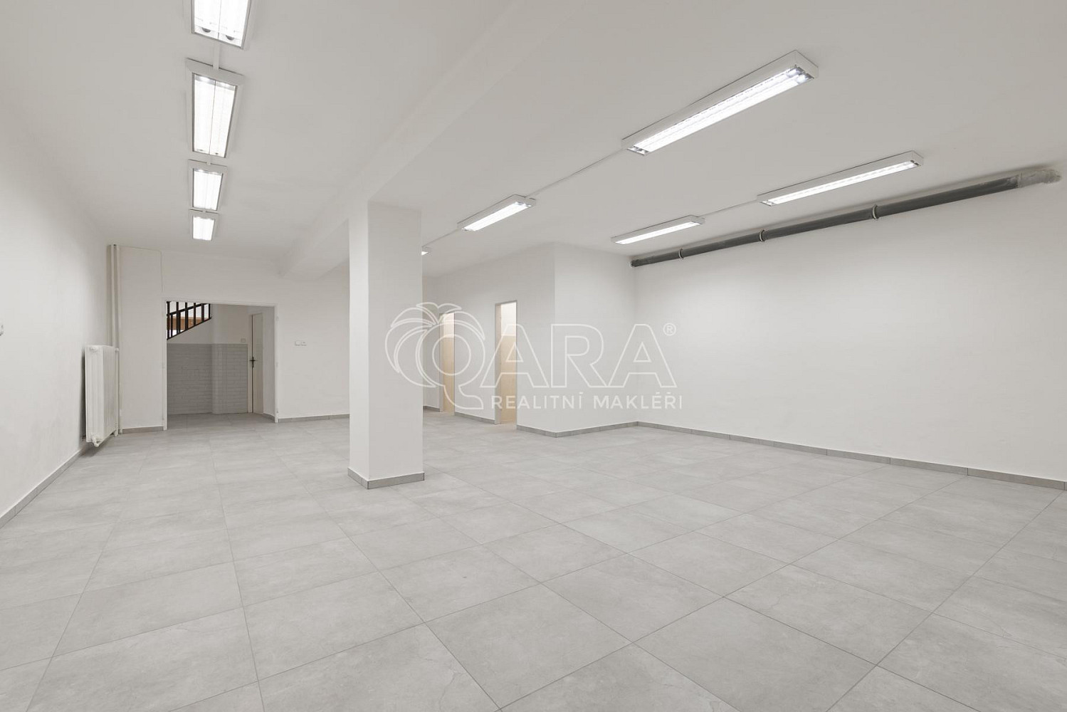 Pronájem obchodních prostor 470 m² – fotografie 5
