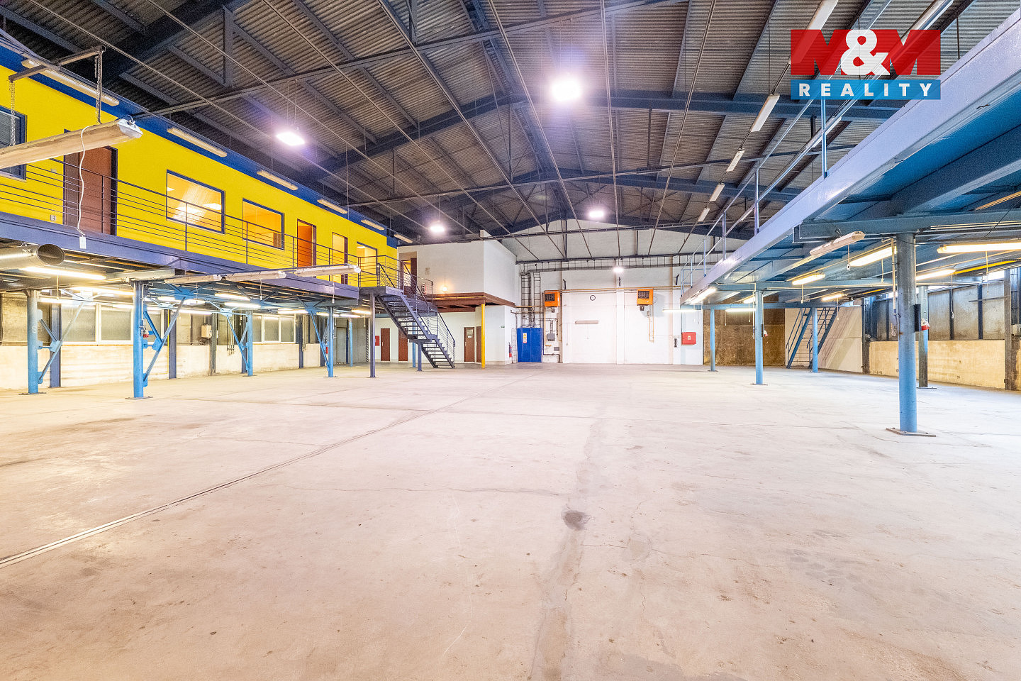 Prodej výrobních prostor 714 m² — photo 4