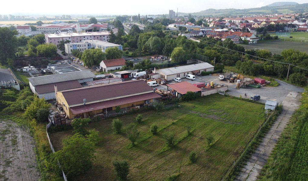 Prodej výrobních prostor 4 954 m², Mikulov – náhled fotky 4
