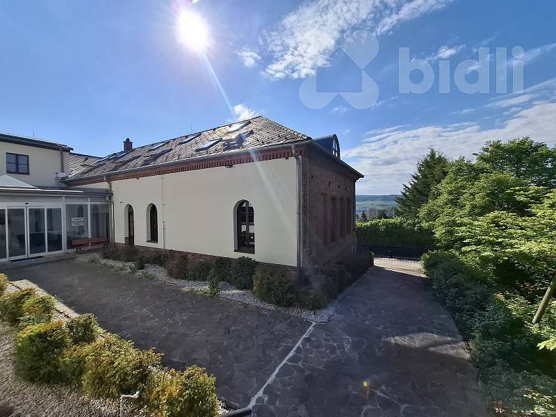 Pronájem kanceláře 876 m² — photo 2