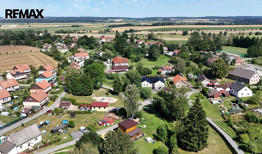 Prodej stavebního pozemku 1 362 m², Opatovec – náhled fotky 14