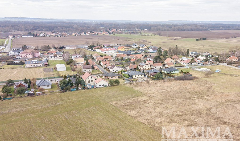 Prodej stavebního pozemku 836 m², Kly – náhled fotky 8