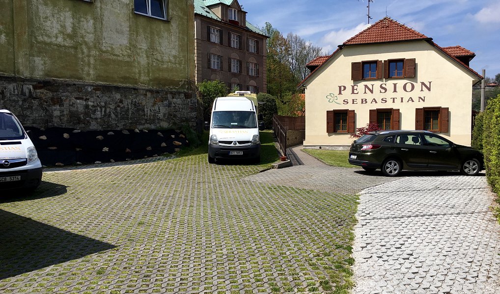Prodej domu 400 m² s pozemkem 996 m², Český Krumlov – fotka 1 z 41