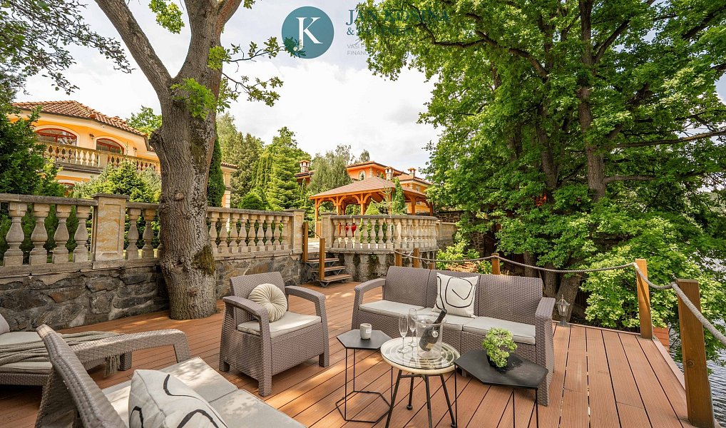 Prodej domu 236 m² s pozemkem 921 m², Hrusice – náhled fotky 55