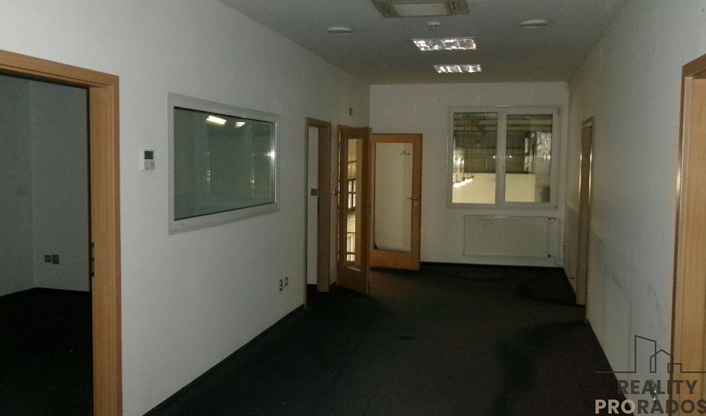 Pronájem skladovacích prostor 900 m², Brno – náhled fotky 4