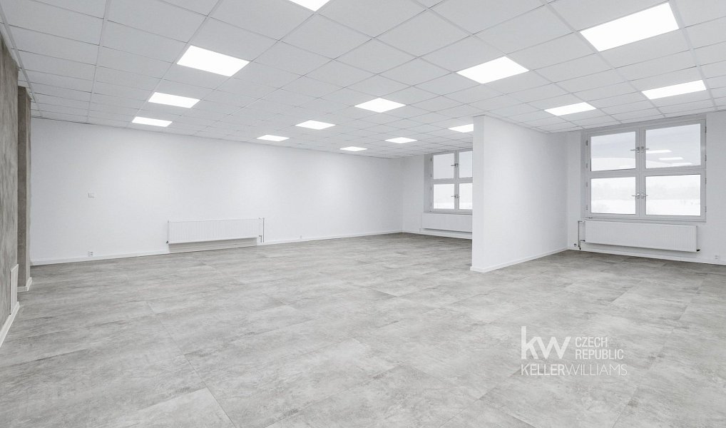 Pronájem komerčního objektu (jiného typu) 1 073 m², Tábor – náhled fotky 3