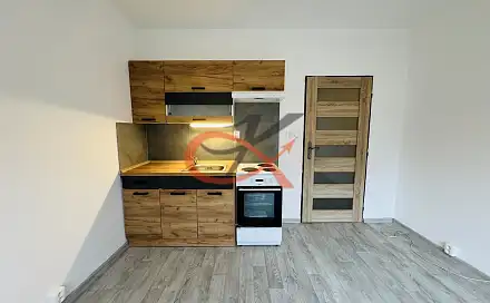 Pronájem bytu 1+kk 21 m², Lesní, Rožnov pod Radhoštěm, okres Vsetín