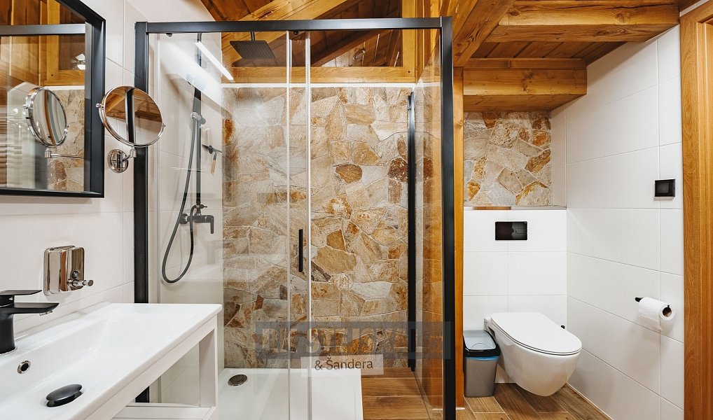 Pronájem bytu 4+kk 116 m², Frymburk – náhled fotky 4