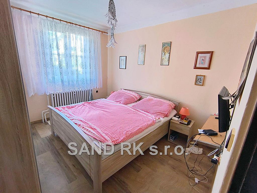 Prodej domu 190 m² s pozemkem 805 m² – fotografie 3