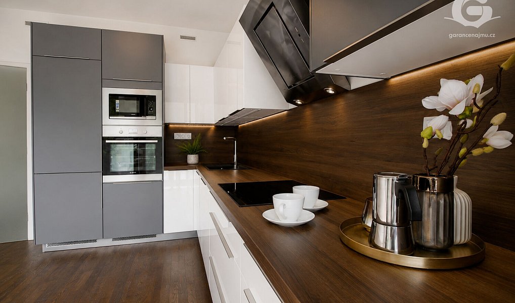 Prodej bytu 3+kk 85 m², Praha – náhled fotky 3