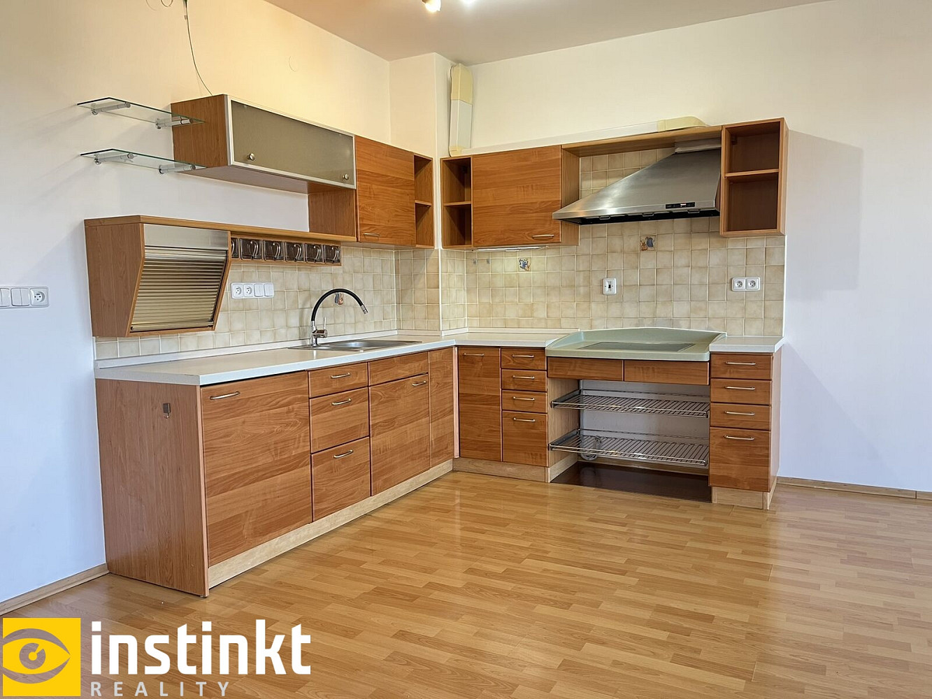 Pronájem bytu 2+kk 68 m² – fotografie 3