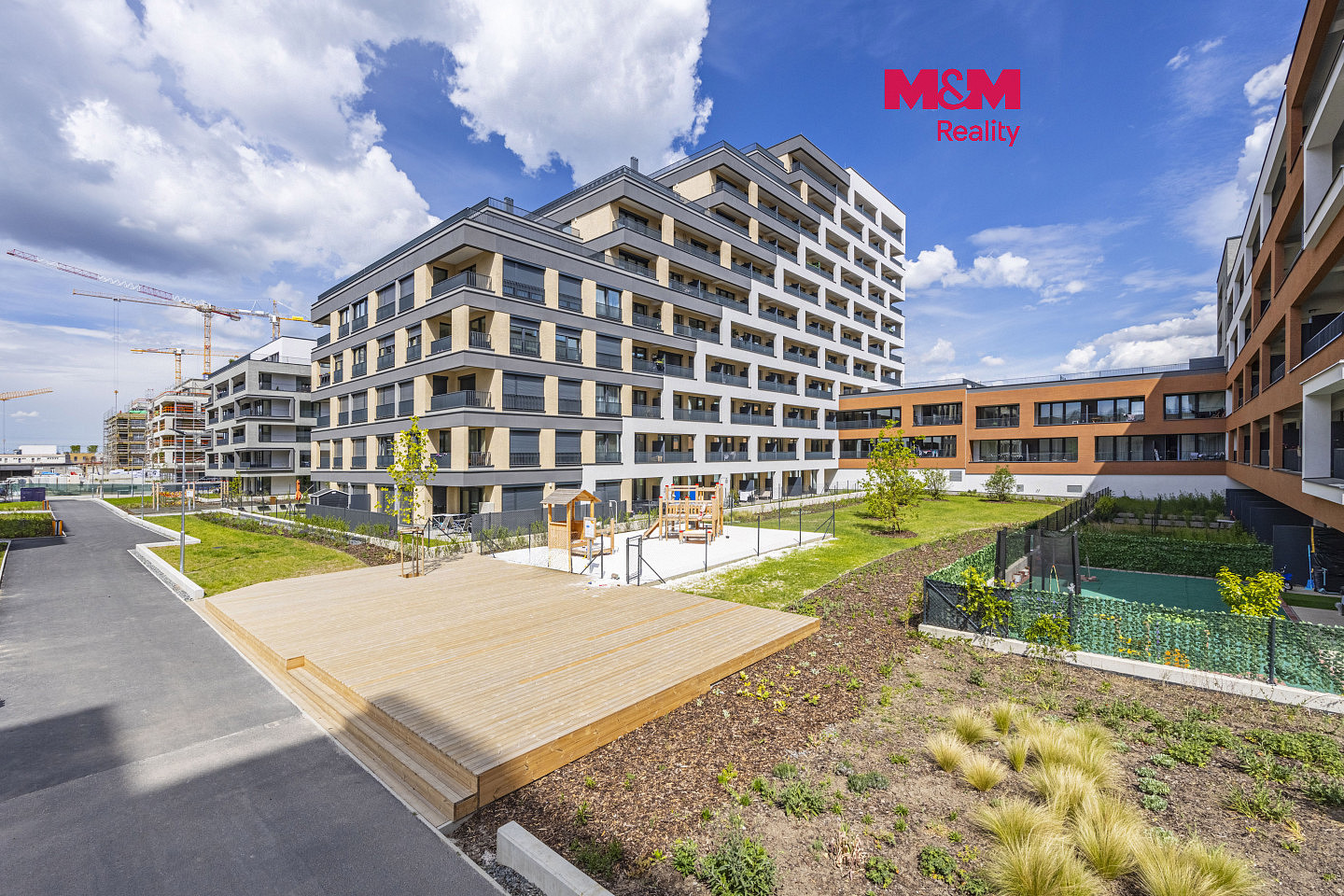 Prodej bytu 2+kk 71 m²