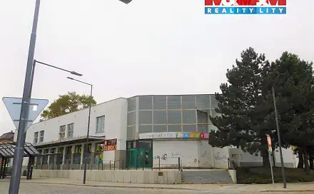Pronájem obchodních prostor 2 400 m², Národní, Varnsdorf, okres Děčín