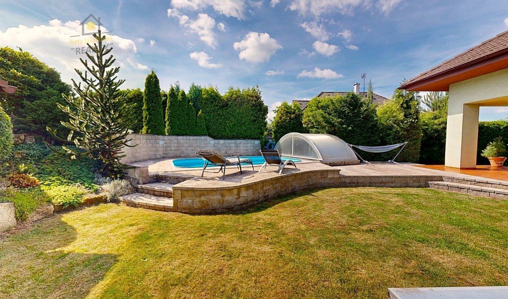 Prodej domu 220 m² s pozemkem 842 m², Bělá pod Bezdězem – náhled fotky 3