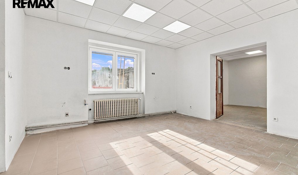 Pronájem obchodních prostor 171 m², Přeštice – náhled fotky 24