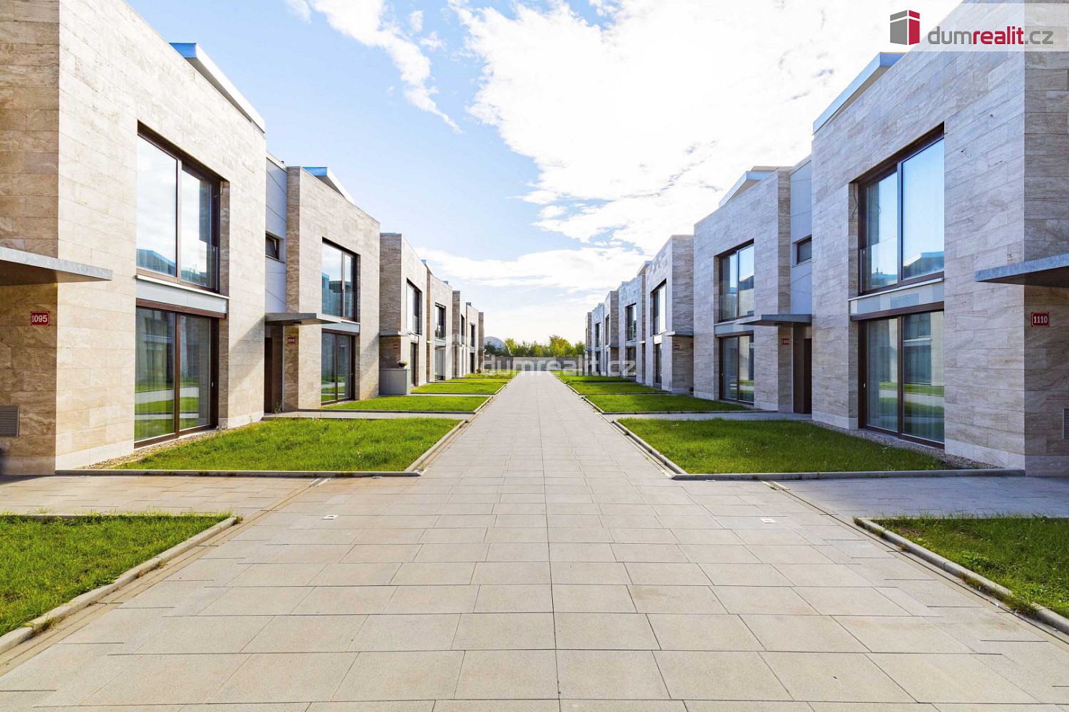 Prodej domu 378 m² s pozemkem 360 m²