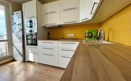 Pronájem bytu 3+1 70 m², Černého, Praha 8 - Střížkov