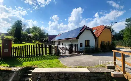 Prodej domu 61 m² s pozemkem 512 m², Lhenice - Dolní Chrášťany, okres Prachatice