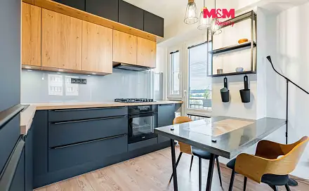 Prodej bytu 2+kk 41 m², Průběžná, Ostrava - Poruba