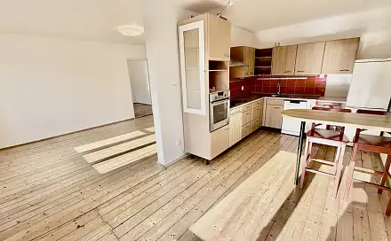 Pronájem bytu 3+kk 117 m²