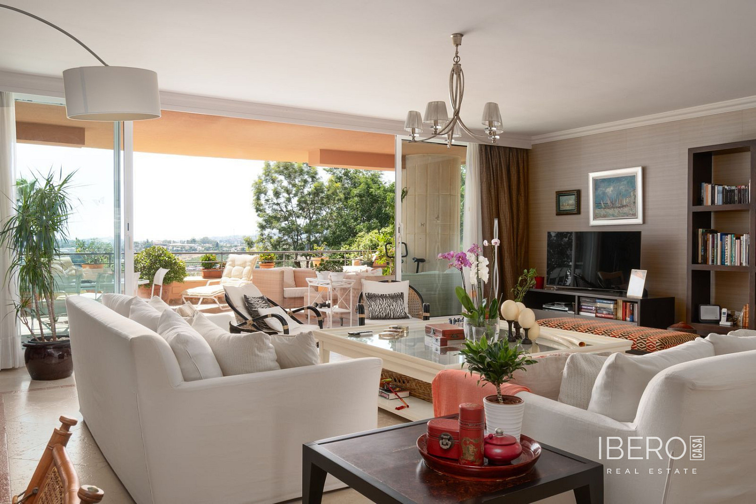 Piso 4+kk – Marbella, Nueva Andalucía - Más