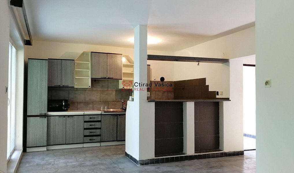 Prodej domu 200 m² s pozemkem 900 m², Odry – náhled fotky 4