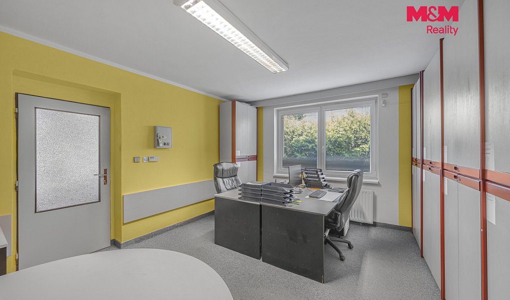 Prodej obchodních prostor 330 m², Pardubice – náhled fotky 9