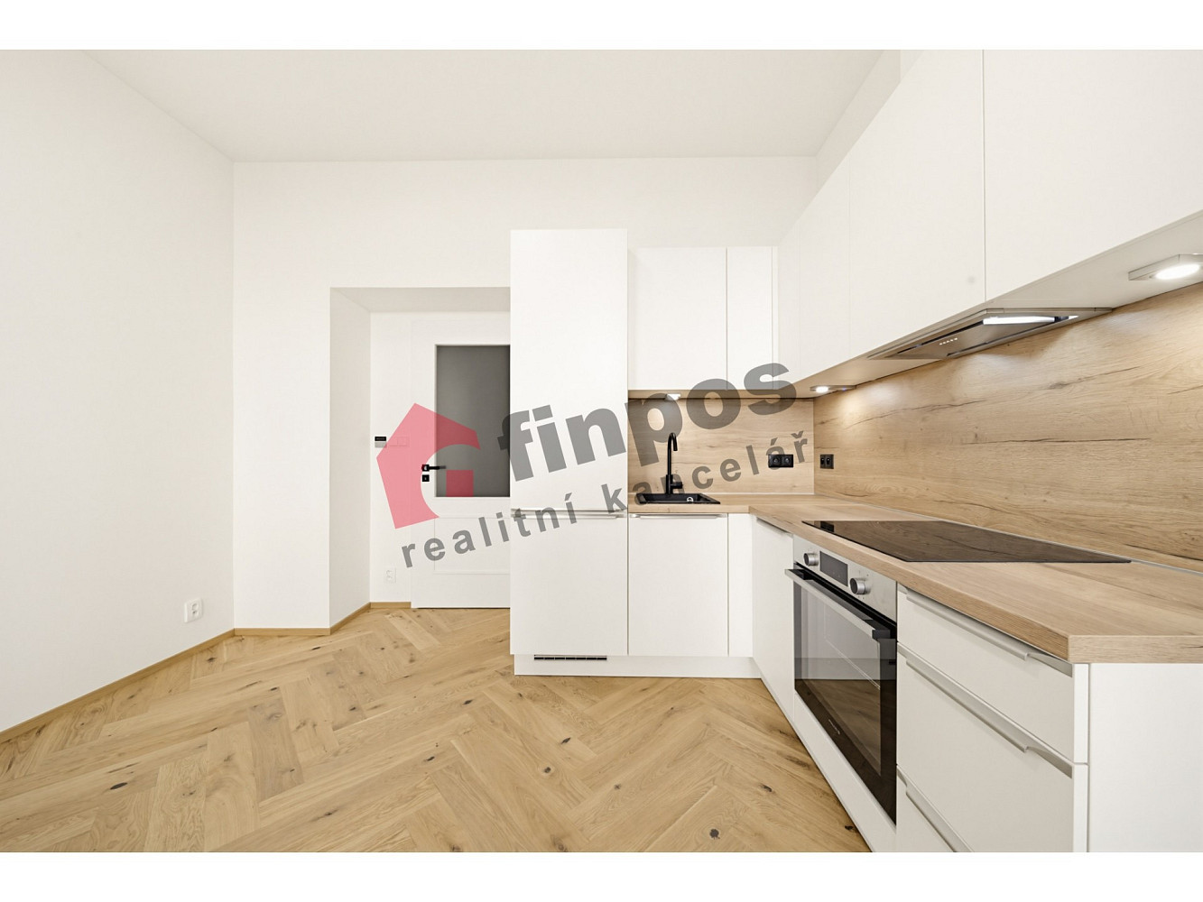 Pronájem bytu 1+kk 27 m² – fotografie 3