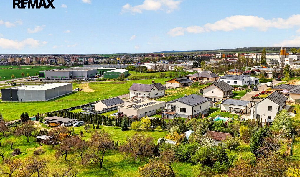 Prodej domu 224 m² s pozemkem 959 m², Dobšice – náhled fotky 4